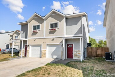 8611 Key Windy Way unit 2, Converse, TX 78109 - photo 3