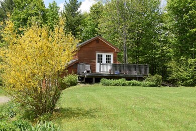 4 a deck outside 2nd story