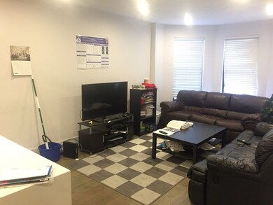 27 Wigglesworth St unit 1, Roxbury Crossing, MA 02120 - photo 2