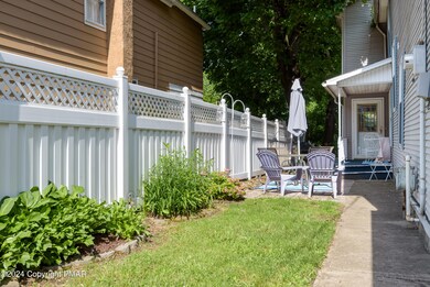 12 Defoe St, Pittston, PA 18640 - photo 7