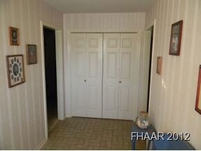 806 Skyline Dr, Copperas Cove, TX 76522 - photo 4