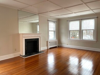 25 Bliss Rd unit 2, Newport, RI 02840 - photo 2