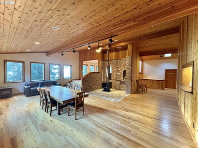 94330 Schreiber Dr, Gold Beach, OR 97444 - photo 6