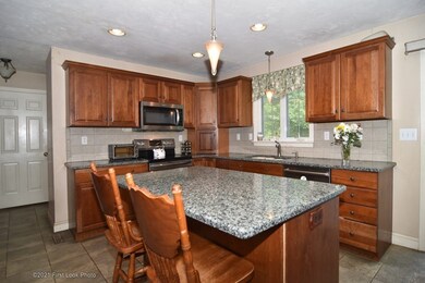 30 Perryville Rd, Rehoboth, MA 02769 - photo 2