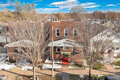 5714 Morganford Rd, Saint Louis, MO 63116 - photo 3