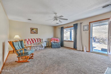 9867 Middle Wallns Creek JR-12