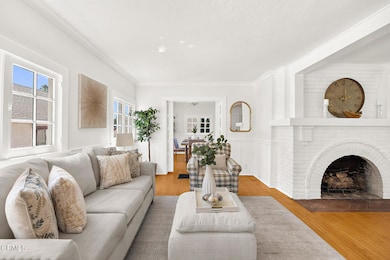 1496 Las Lunas St, Pasadena, CA 91106 - photo 7