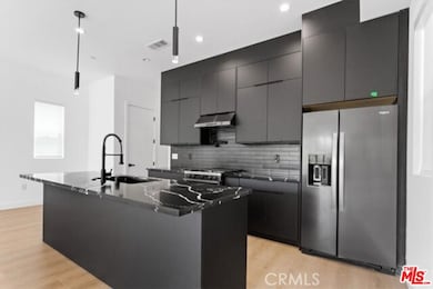 1525 S Carmelina Ave, Los Angeles, CA 90025 - photo 2