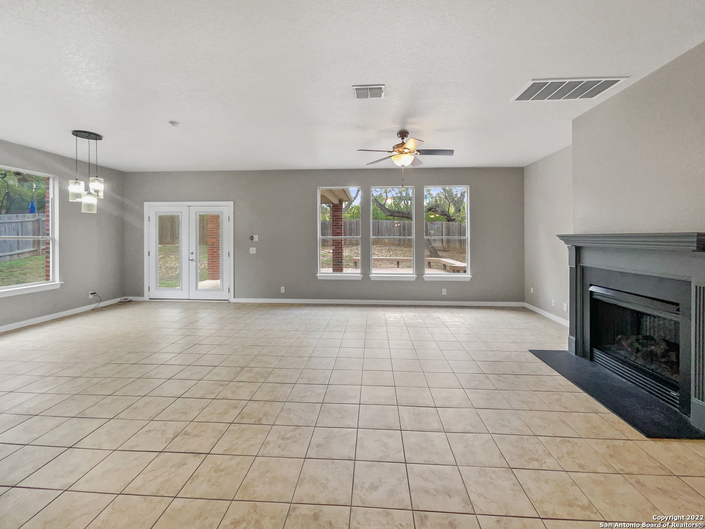 8131 Royal Field, San Antonio, TX 78255 - photo 5