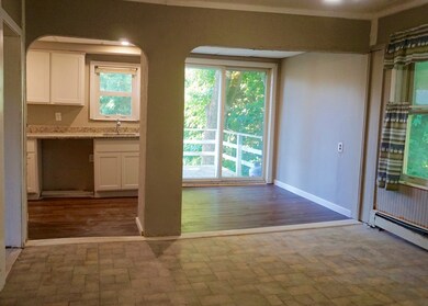 6 Royal Rd, Worcester, MA 01603 - photo 2