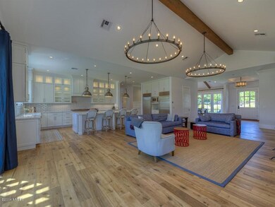 006_Great Entertaining Space
