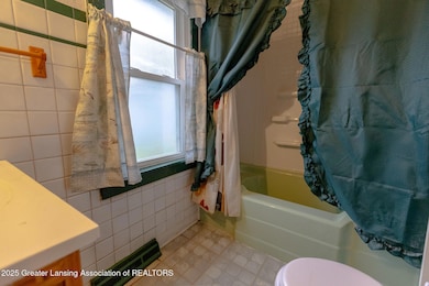 736 Fenton St, Lansing, MI 48910 - photo 6