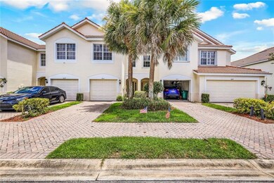 855 Hampton Cir unit 153, Naples, FL 34105 - photo 2