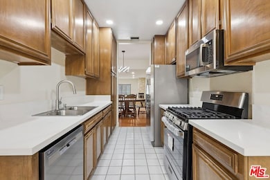 1271 Stoner Ave unit 208, Los Angeles, CA 90025 - photo 2