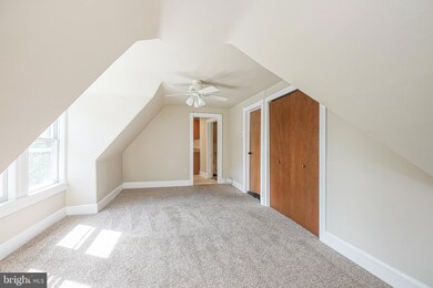 600 Stokes Ave unit 3RD FLOOR, Collingswood, NJ 08108 - photo 3