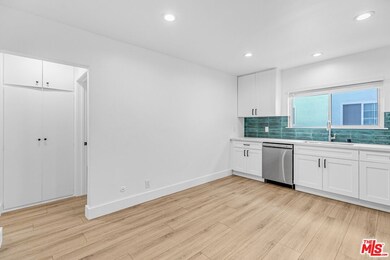 2007 Vestal Ave unit 4, Los Angeles, CA 90026 - photo 5