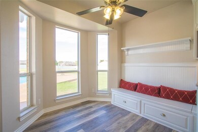 2121 NE 15th St, Moore, OK 73160 - photo 5