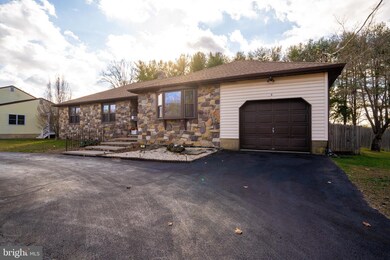 9 Leshin Ln, Hightstown, NJ 08520 - photo 6