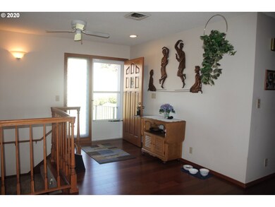 Entrance/Foyer