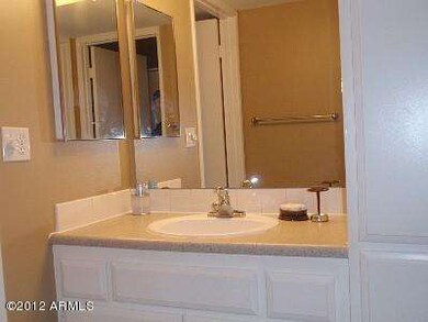 K16 Bath