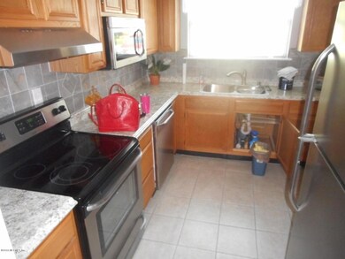 743 Nightingale Rd, Jacksonville, FL 32216 - photo 2