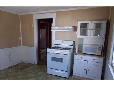 1304 W 3rd St, Anderson, IN 46016 - photo 3