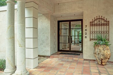 7626 River Point Dr, Houston, TX 77063 - photo 5