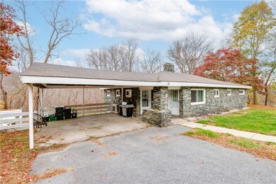 25 Old Pound Hill Rd, North Smithfield, RI 02896 - photo 5