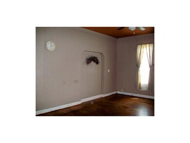 125 N Walnut St, Atlanta, IN 46031 - photo 4