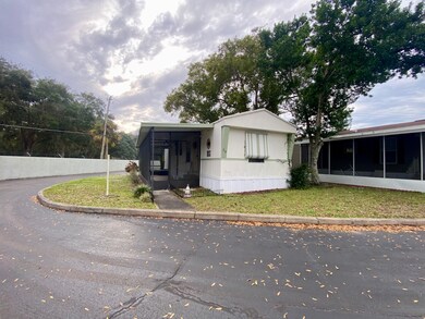 2135 Mayfair Way unit 26, Titusville, FL 32796 - photo 4