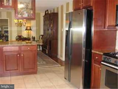 93 Woodstone Ln, Villanova, PA 19085 - photo 6