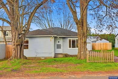 4075 Earle Ave NE, Salem, OR 97301 - photo 2