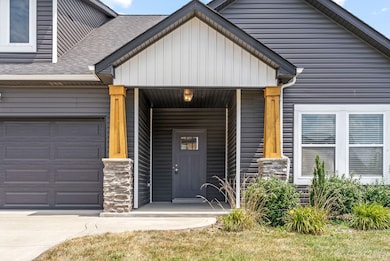 1149 Eagles View Dr, Clarksville, TN 37040 - photo 3