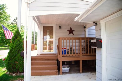 32 5th St, Schenectady, NY 12302 - photo 4