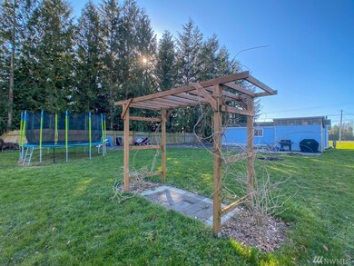 1104 Nooksack Ave, Nooksack, WA 98247 - photo 2
