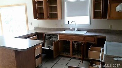 111 Knollway Ct, Asheville, NC 28806 - photo 3