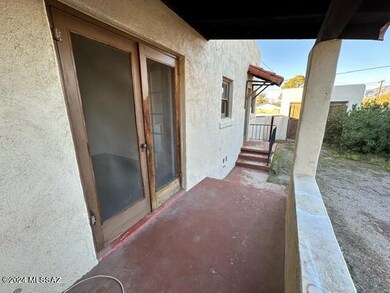 E side Porches