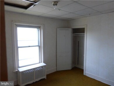 222 W 5th St, Lansdale, PA 19446 - photo 7