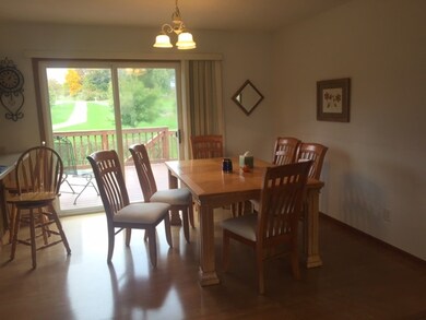 632 E Countryside Dr, Evansville, WI 53536 - photo 5