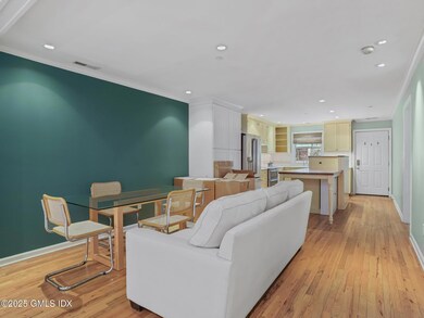 8-web-or-mls-51-forest-ave-unit-164