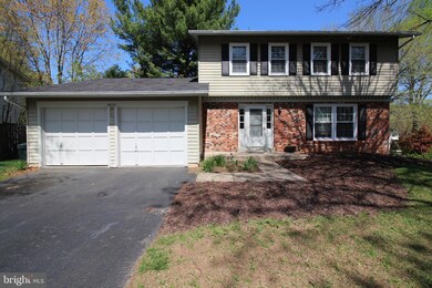 9826 Wolcott Dr, Burke, VA 22015 - photo 2