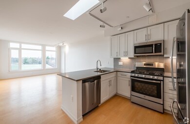 77 New St unit 420, Cambridge, MA 02138 - photo 3