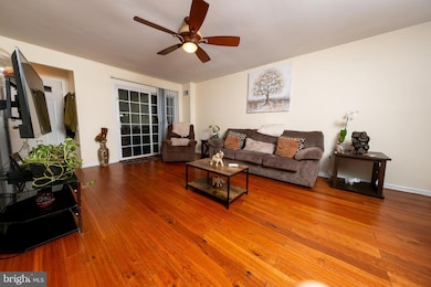 3072 Harbour Dr unit 3072, Palmyra, NJ 08065 - photo 5