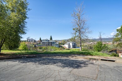 3781 Sunlight Ct-1