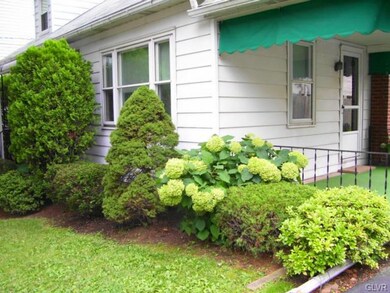 913 Monocacy St, Bethlehem, PA 18018 - photo 4