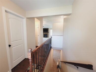 2063 Briarbend Ct, Maryville, IL 62062 - photo 3