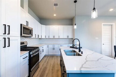 4924 Winnetka St unit D, Houston, TX 77021 - photo 7