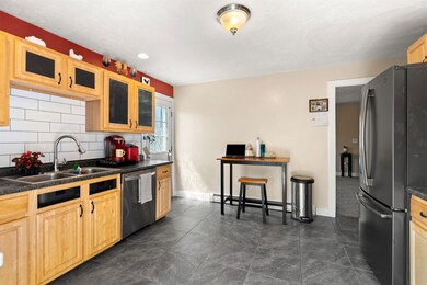 5 Webster Cir, Hillsborough, NH 03244 - photo 5