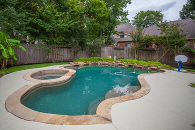 58 N Bluff Creek Cir, Spring, TX 77382 - photo 3