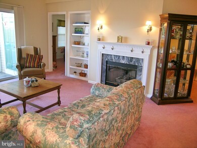 13201 Cloppers Mill Dr unit 11-D, Germantown, MD 20874 - photo 2